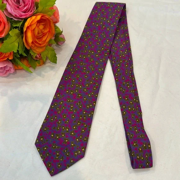 Authentic CHANEL Purple and Green Men's Tie - Picture 2 of 7